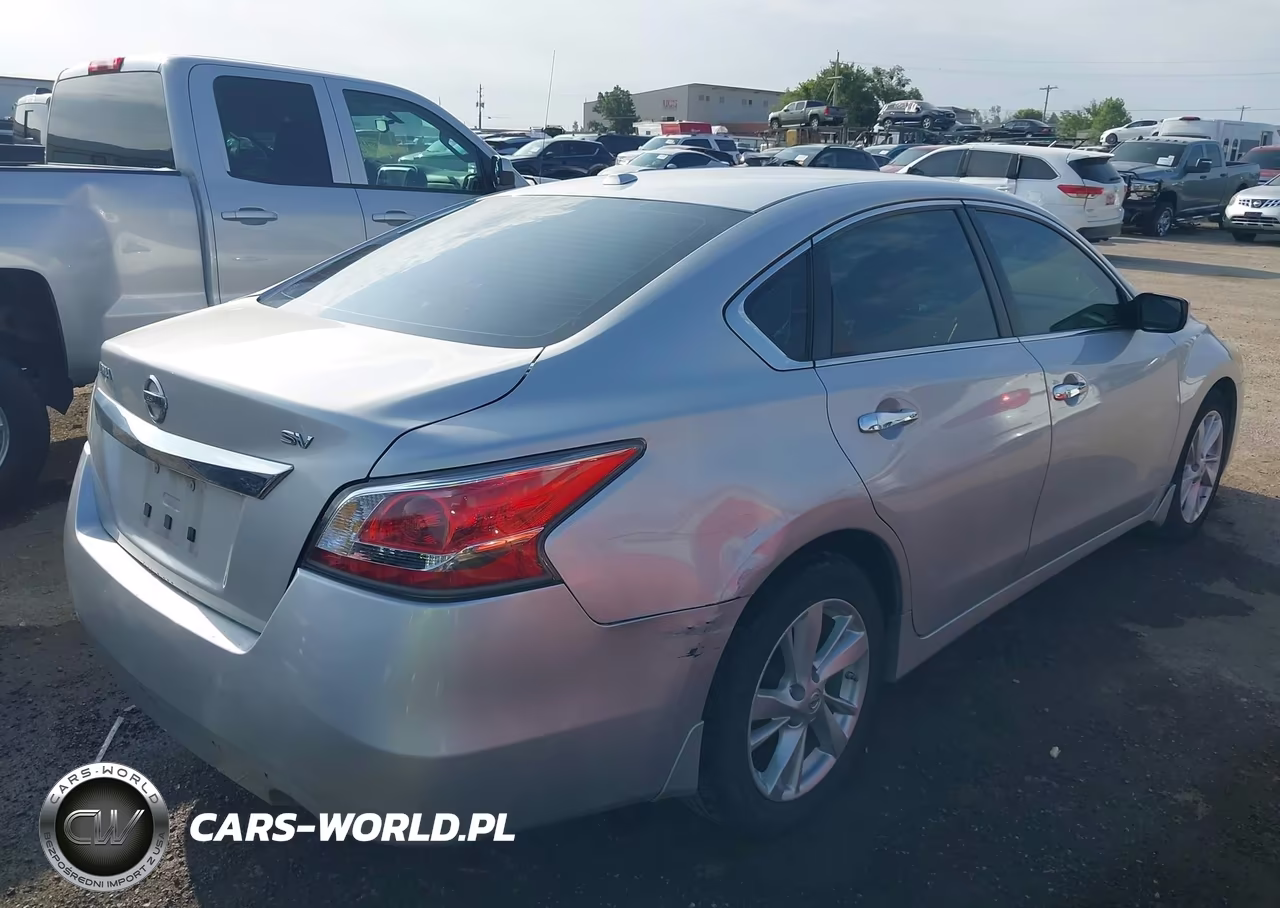 2015 Nissan Altima 2.5 Sv VIN:1N4AL3AP5FC157559 - 4