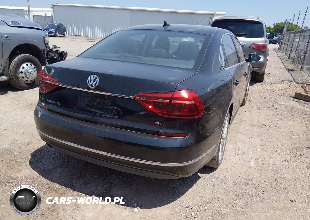 2017 Volkswagen Passat 1.8T Se VIN:1VWBT7A38HC022028 - 4