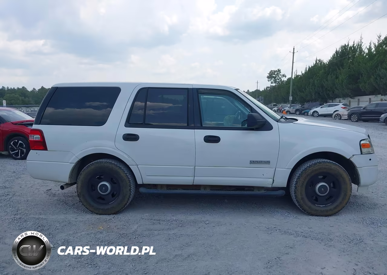 2008 Ford Expedition Xlt VIN:1FMFU15538LA49675 - 13