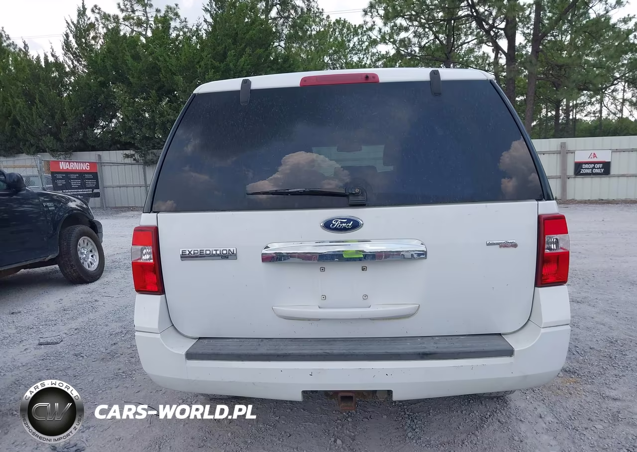2008 Ford Expedition Xlt VIN:1FMFU15538LA49675 - 16