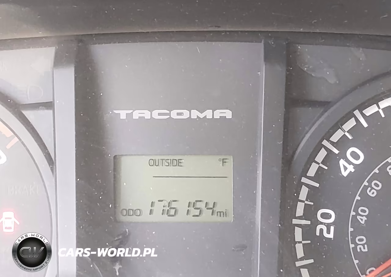 2017 Toyota Tacoma Sr VIN:5TFAX5GN6HX103036 - 15