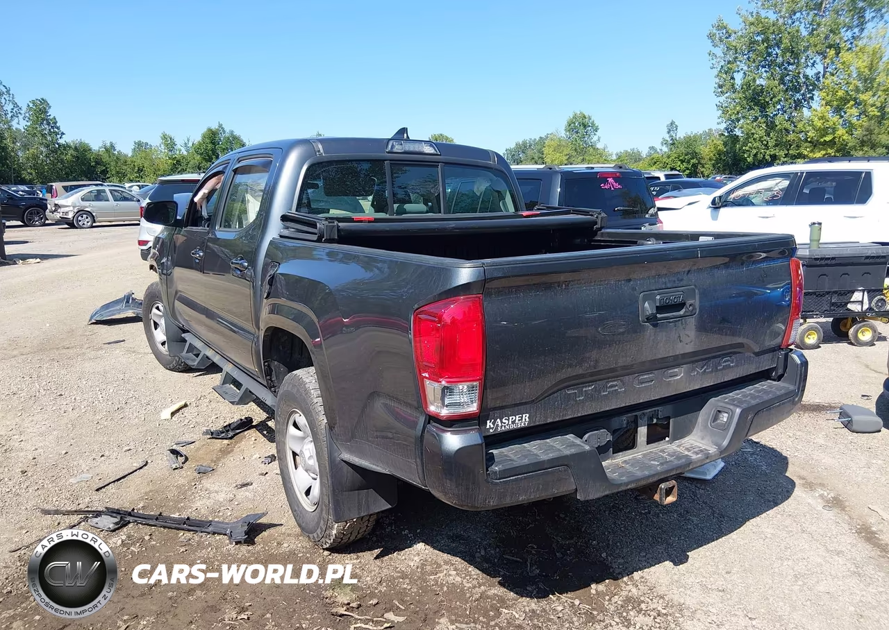 2017 Toyota Tacoma Sr VIN:5TFAX5GN6HX103036 - 3