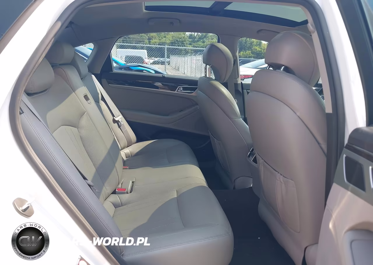 2015 Hyundai Genesis 3.8 VIN:KMHGN4JEXFU086500 - 8