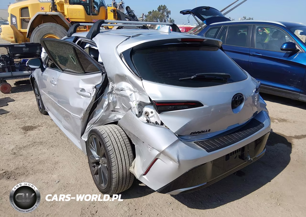 2023 Toyota Corolla Xse VIN:JTNC4MBEXP3196194 - 3