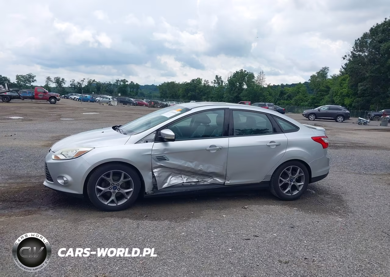 2014 Ford Focus Se VIN:1FADP3F23EL205833 - 14