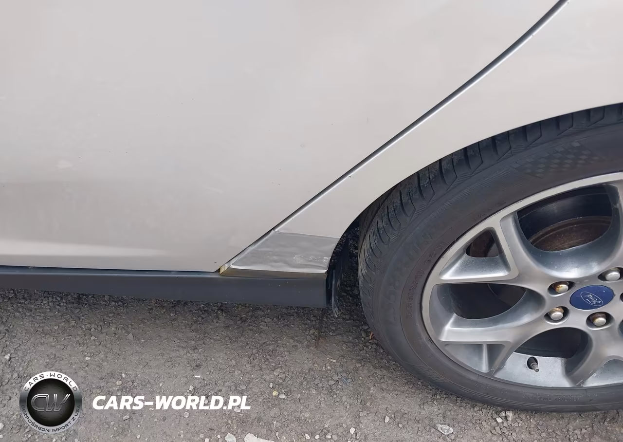 2014 Ford Focus Se VIN:1FADP3F23EL205833 - 17