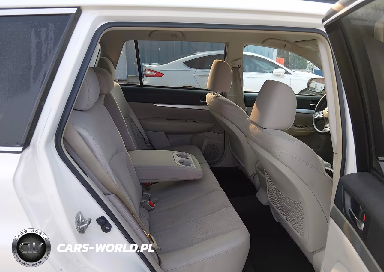 2013 Subaru Outback 2.5I Premium VIN:4S4BRCCC3D3274105 - 8