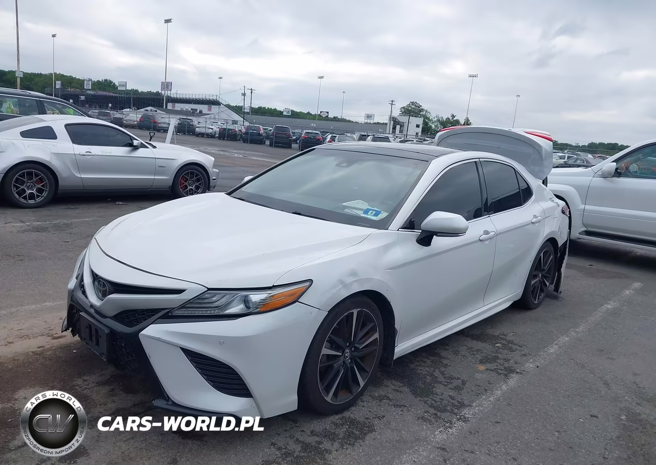 2018 Toyota Camry Xse VIN:4T1B61HK2JU155951 - 2