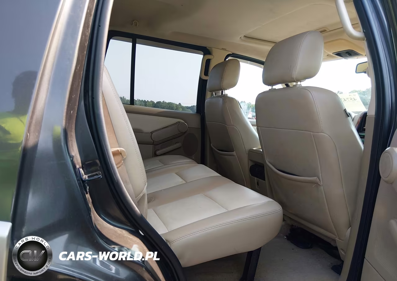 2007 Ford Explorer Eddie Bauer VIN:1FMEU74E47UA74805 - 8