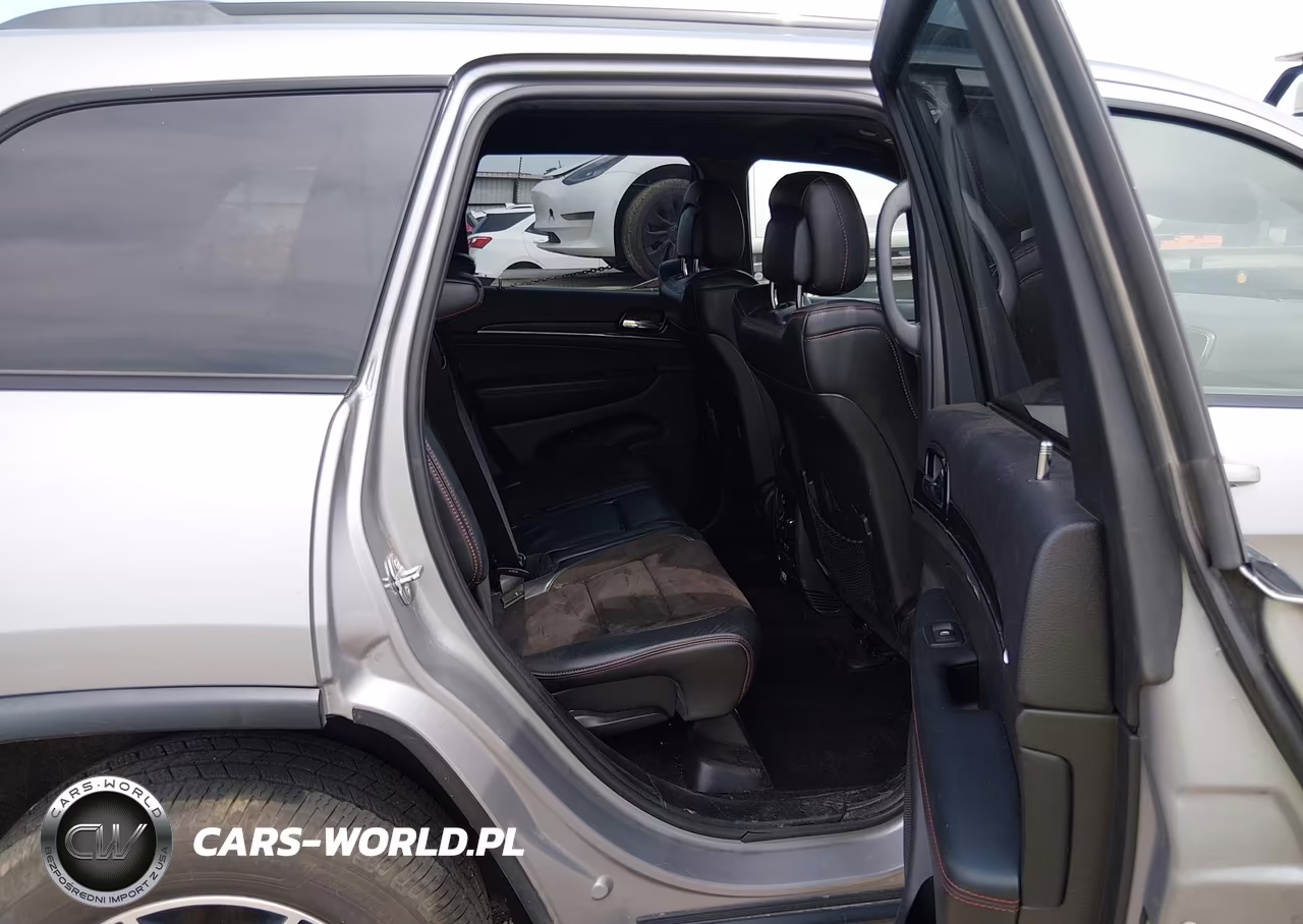 2019 Jeep Grand Cherokee Trailhawk 4X4 VIN:1C4RJFLG4KC584033 - 8