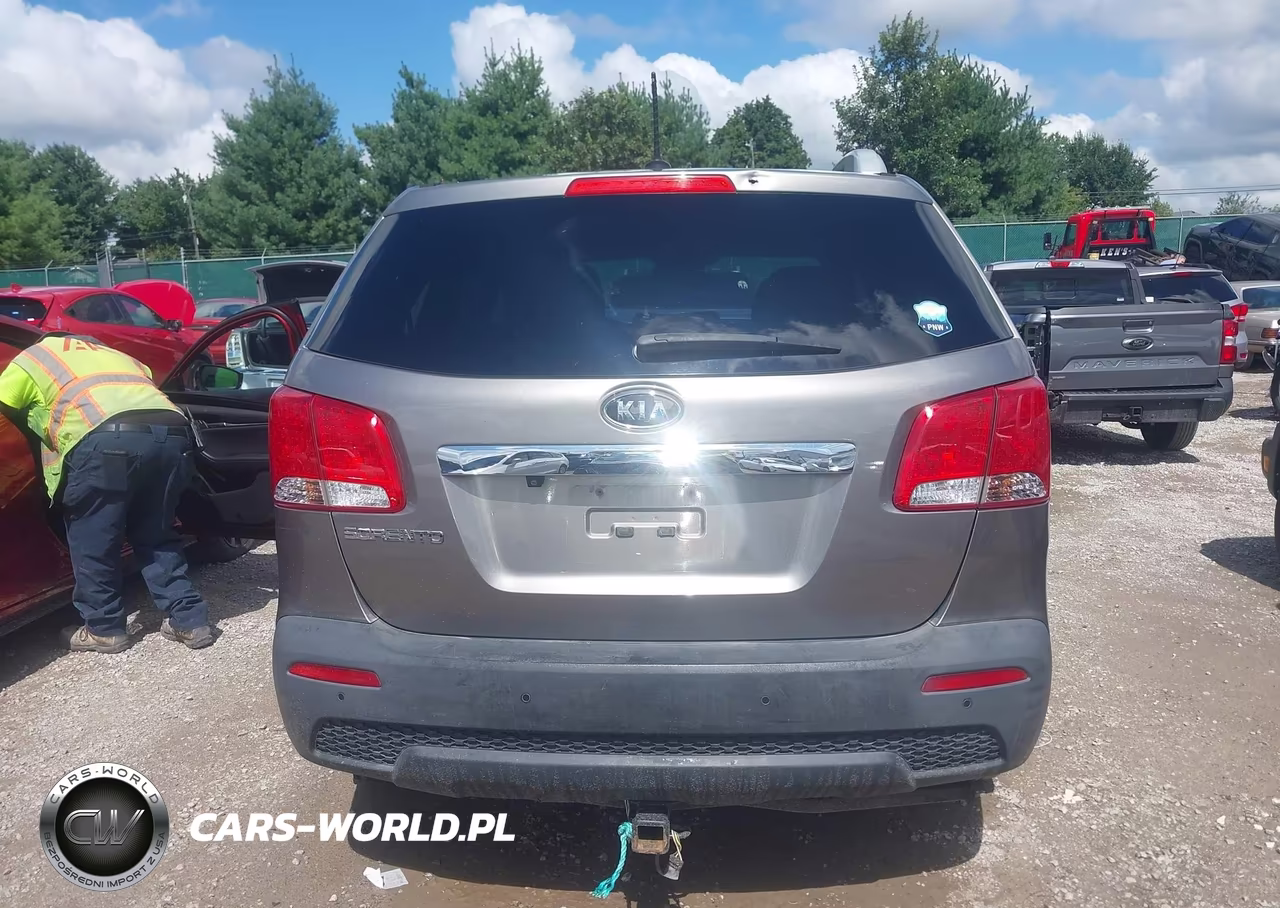 2011 Kia Sorento Lx V6 VIN:5XYKTDA25BG142364 - 17