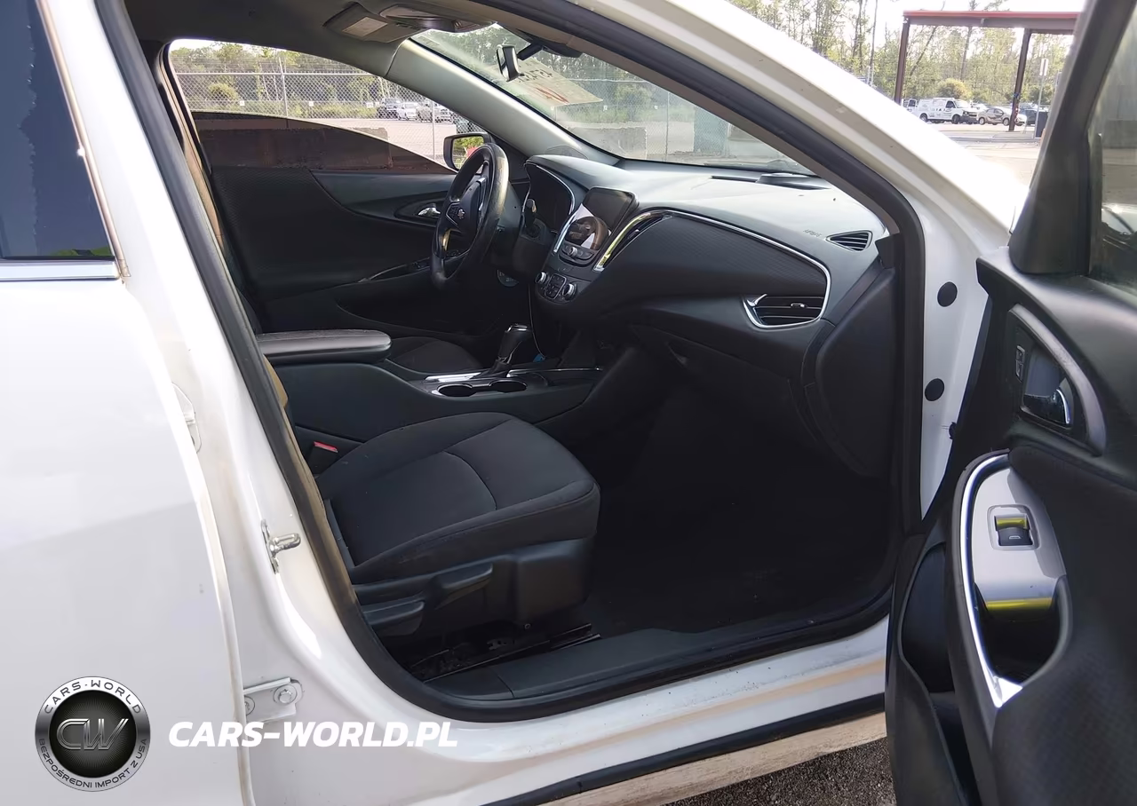 2019 Chevrolet Malibu Lt VIN:1G1ZD5ST7KF139096 - 5