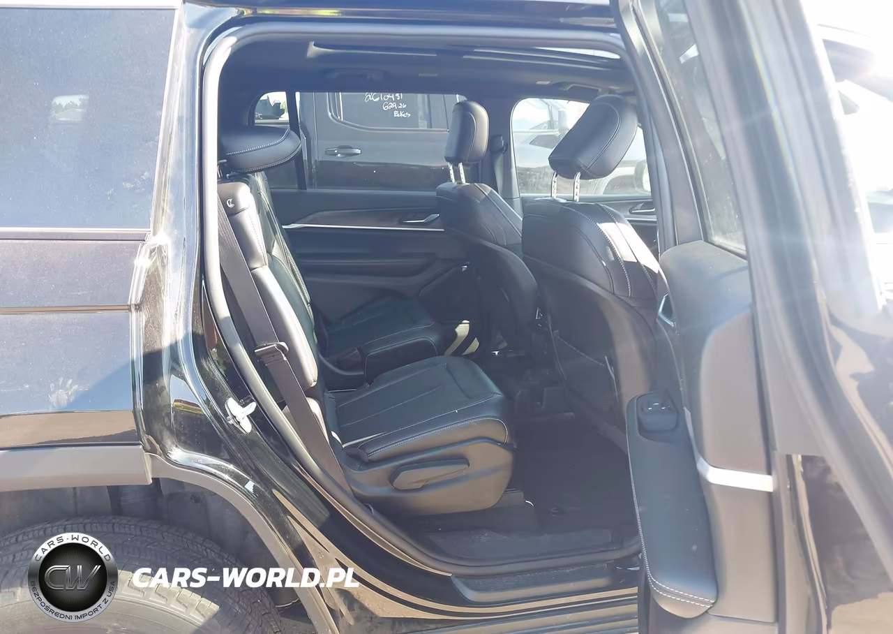 2024 Jeep Grand Cherokee L Limited VIN:1C4RJKBG5R8592665 - 8