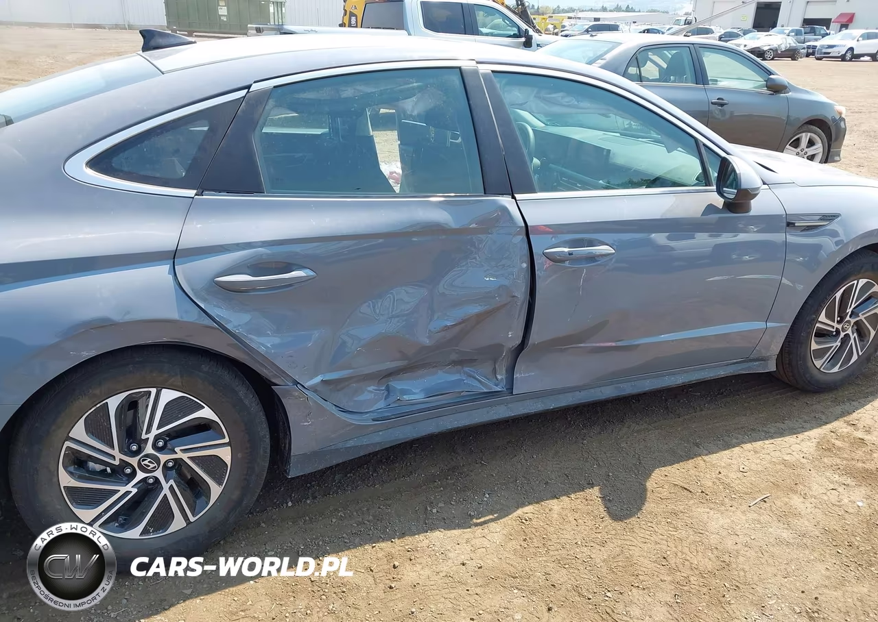 2026 Hyundai Sonata Hybrid Blue VIN:KMHL24JJ1TA167144 - 6