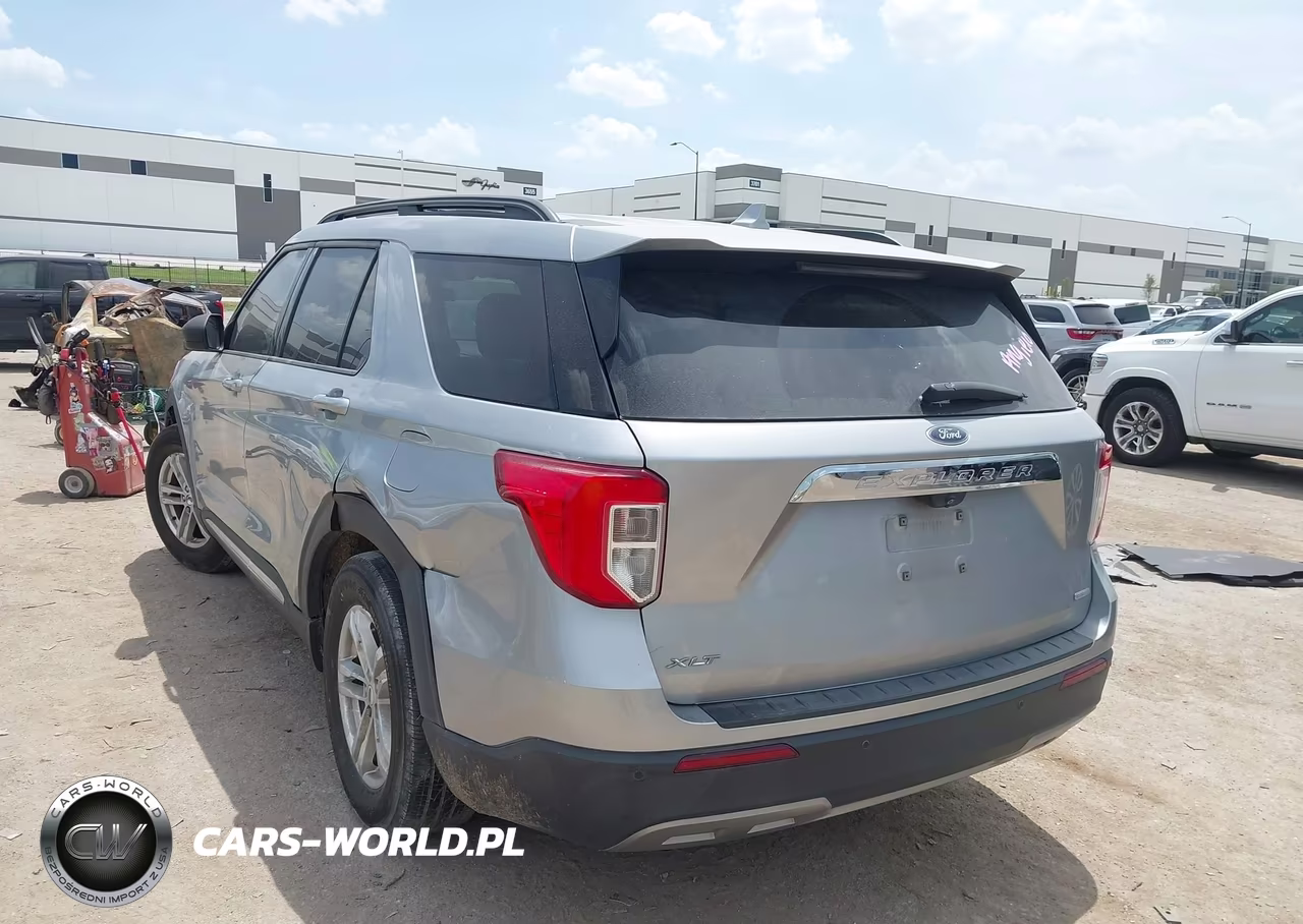 2020 Ford Explorer Xlt VIN:1FMSK7DH7LGC45980 - 3