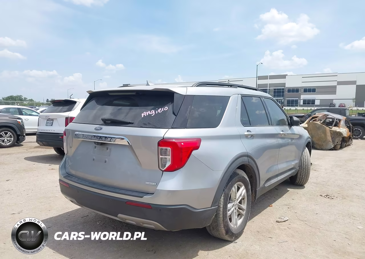 2020 Ford Explorer Xlt VIN:1FMSK7DH7LGC45980 - 4