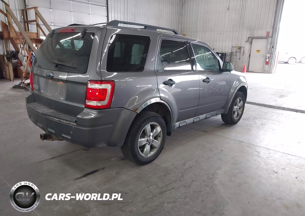 2009 Ford Escape Xlt VIN:1FMCU93GX9KA64221 - 4