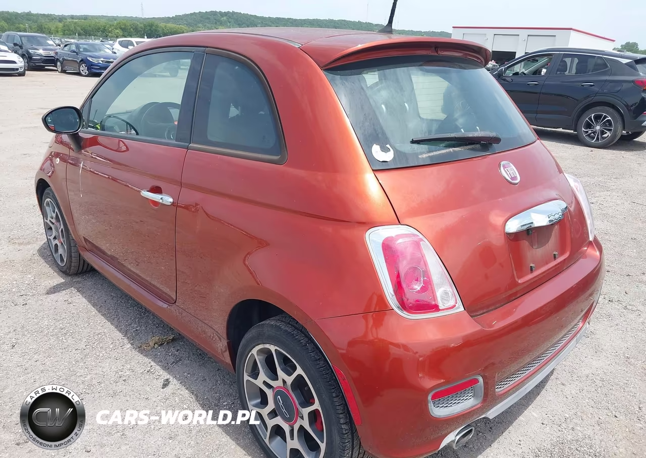 2015 Fiat 500 Sport VIN:3C3CFFBR7FT663396 - 3