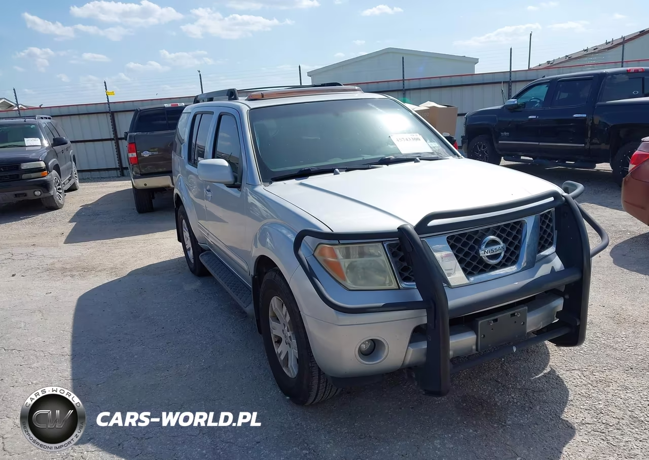 2007 Nissan Pathfinder Le