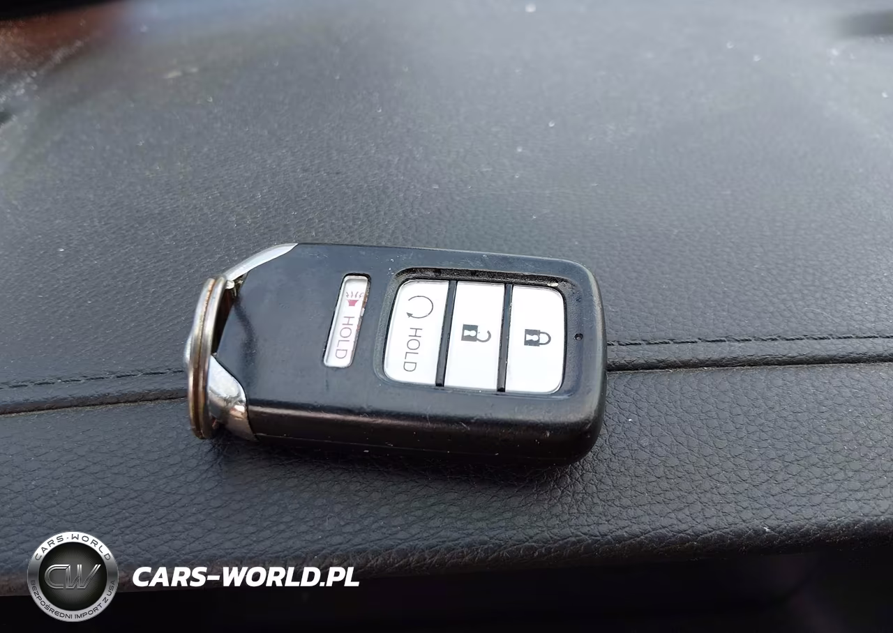 2019 Honda Ridgeline Sport VIN:5FPYK3F19KB043276 - 11