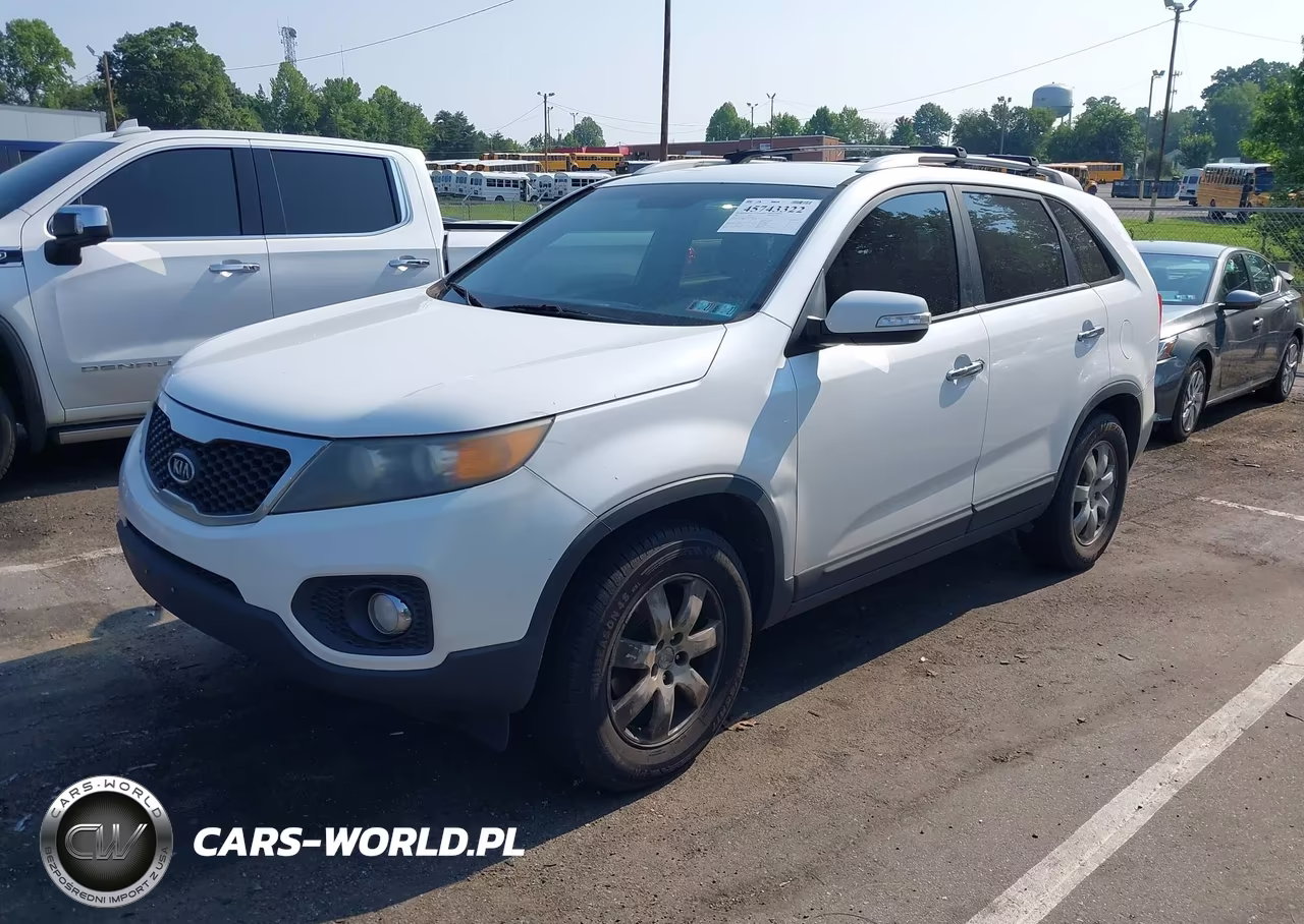 2011 Kia Sorento Lx VIN:5XYKT4A14BG177355 - 2