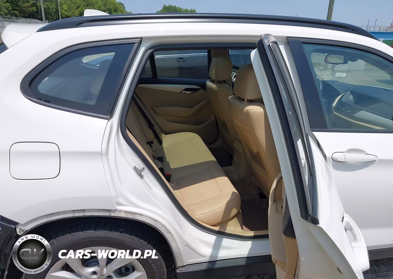 2014 BMW X1 xDrive28I VIN:WBAVL1C57EVY16995 - 8