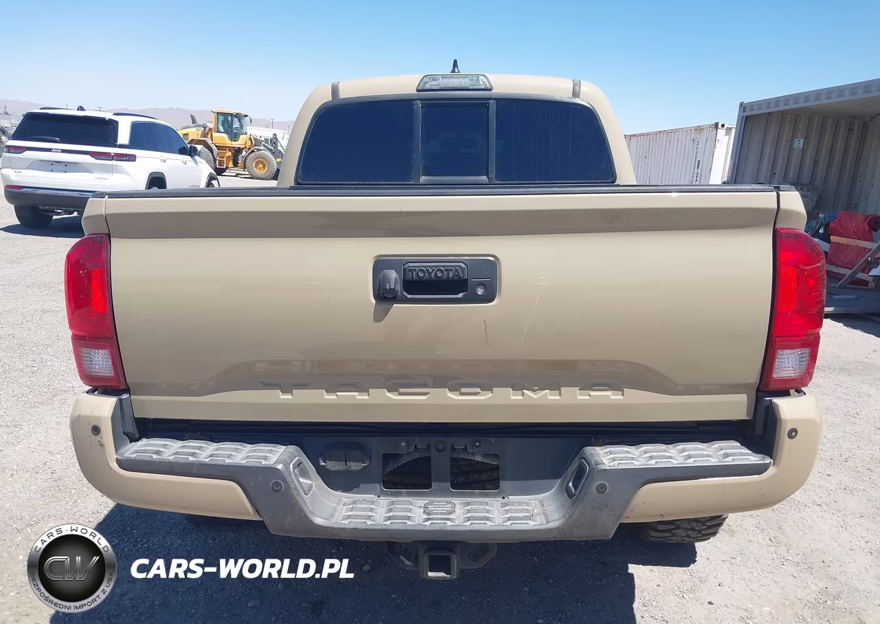2016 Toyota Tacoma VIN:3TMAZ5CN6GM014054 - 17