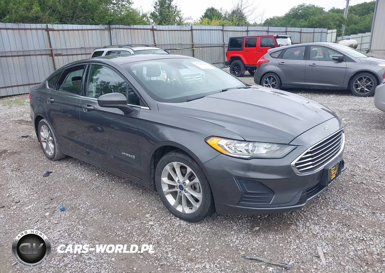 2019 Ford Fusion Hybrid Se – zdjęcie 1 z 16