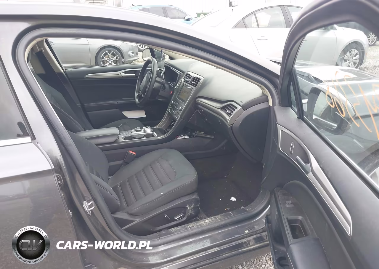 2019 Ford Fusion Hybrid Se VIN:3FA6P0LU5KR151199 - 5