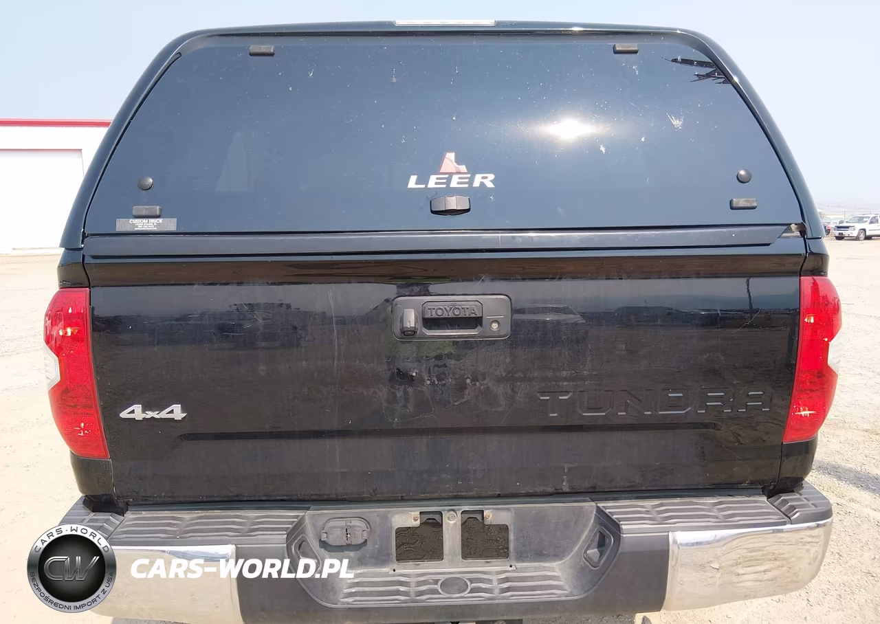 2017 Toyota Tundra Sr5 Plus 5.7L V8 VIN:5TFDY5F18HX669840 - 16