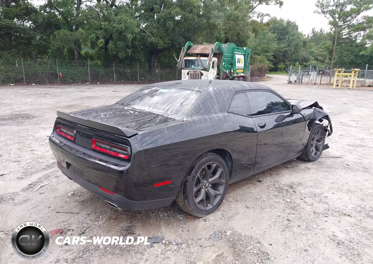 2020 Dodge Challenger Sxt VIN:2C3CDZAG5LH247150 - 4