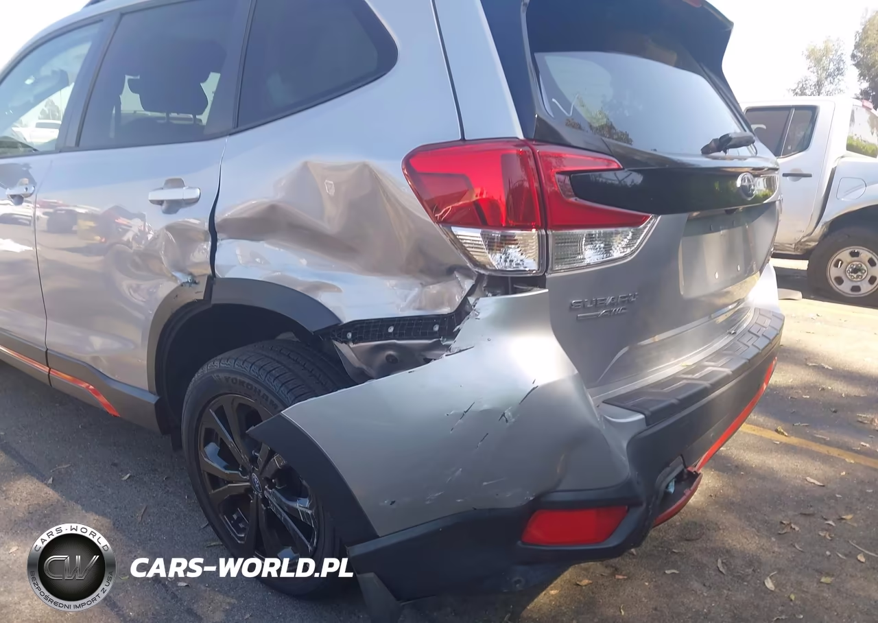 2021 Subaru Forester Sport VIN:JF2SKARC1MH429839 - 13