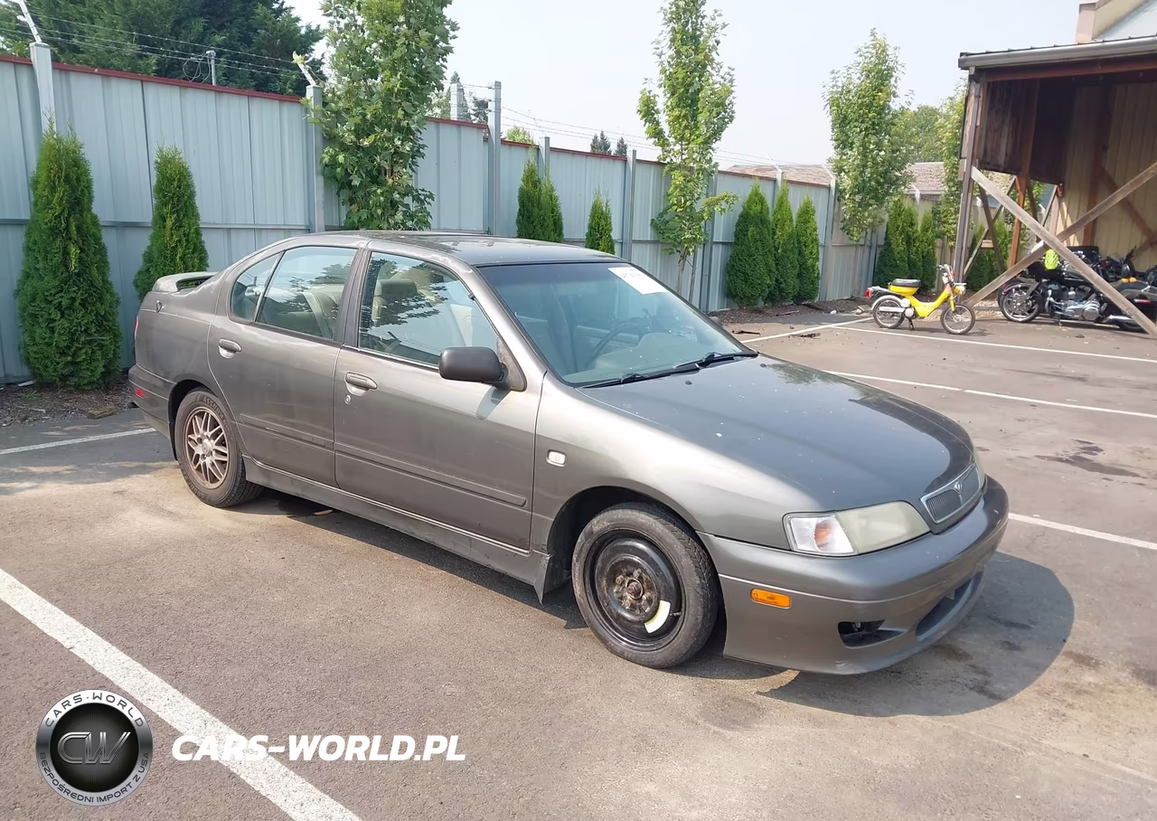 2001 Infiniti G20 Luxury – zdjęcie 1 z 16