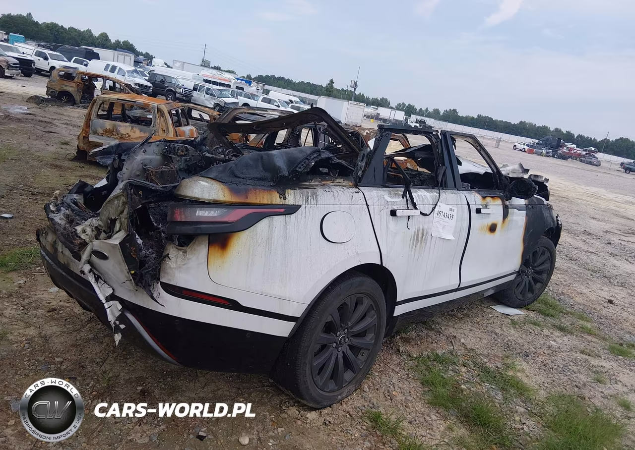 2018 Land Rover Range Rover Velar P250 Se R-Dynamic VIN:SALYL2RX9JA723873 - 4