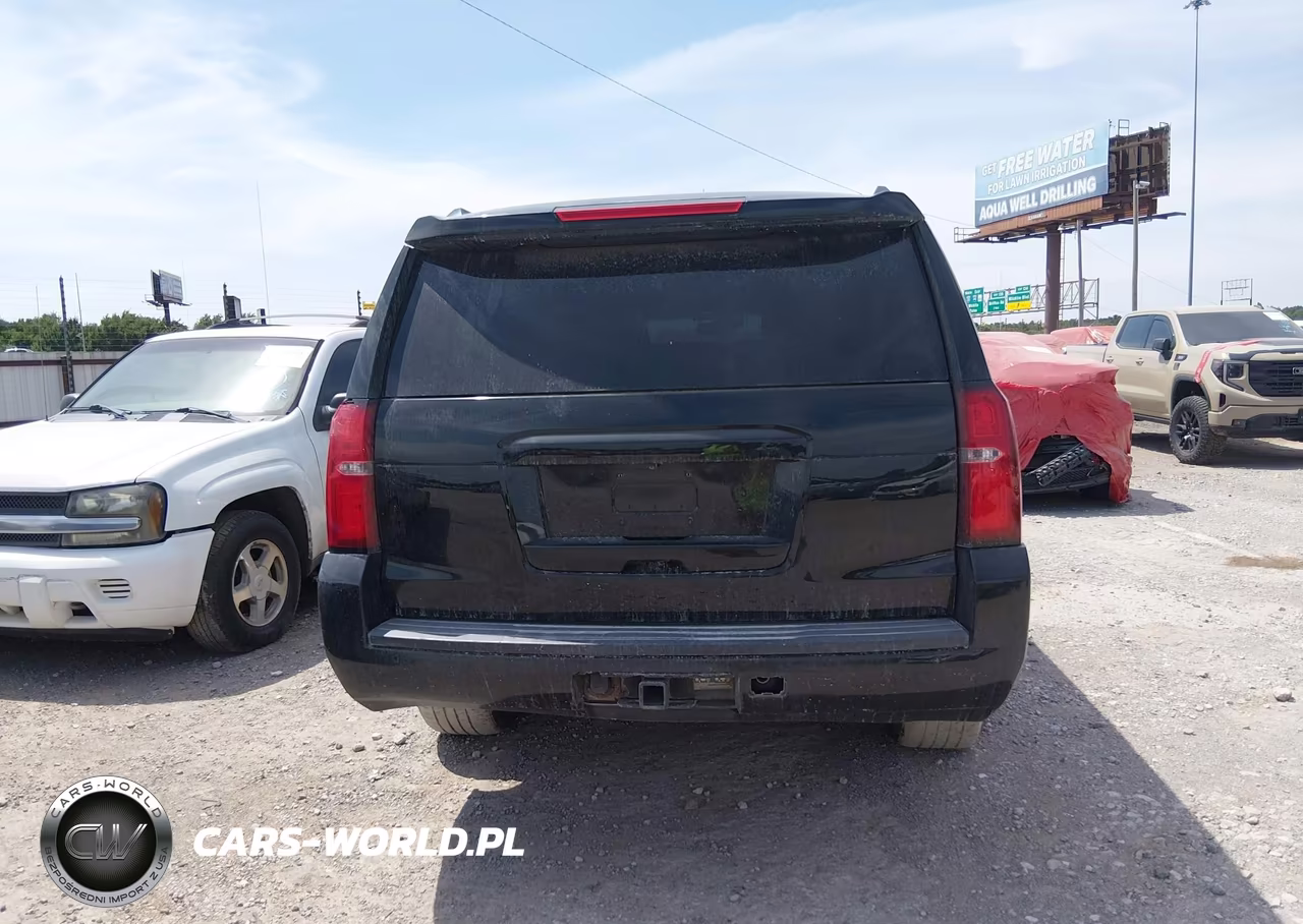 2017 Chevrolet Suburban Lt VIN:1GNSKHKC9HR180974 - 16