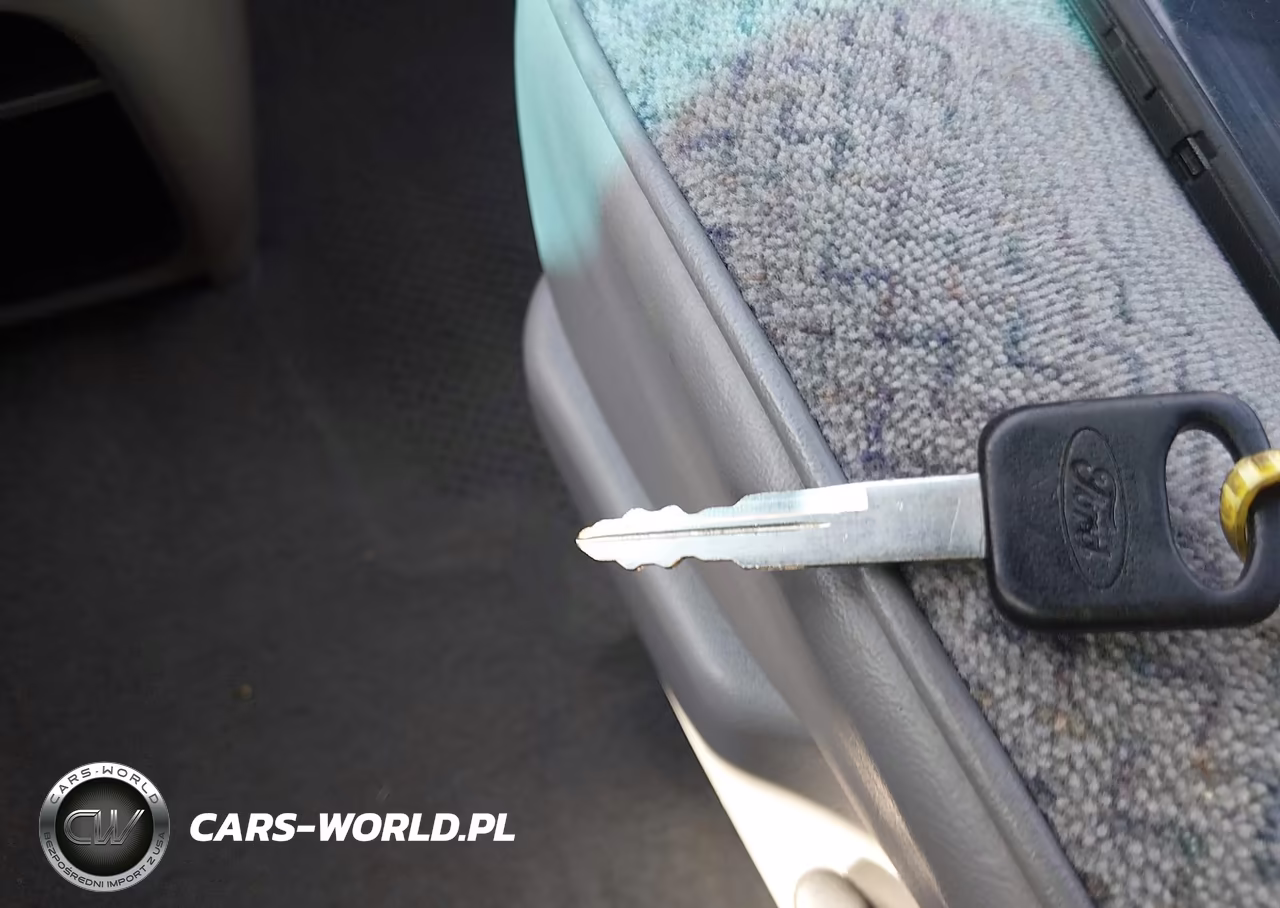 1998 Ford Windstar Gl VIN:2FMZA51U4WBE47467 - 11