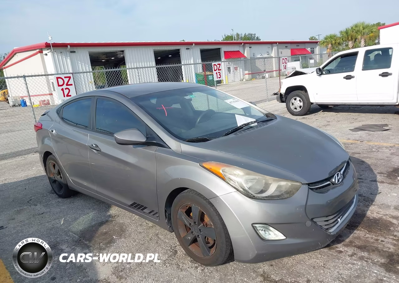 2013 Hyundai Elantra Gls VIN:5NPDH4AE2DH343896 - 12