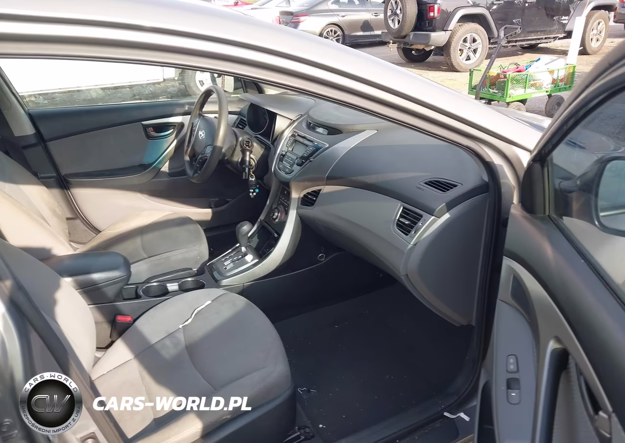 2013 Hyundai Elantra Gls VIN:5NPDH4AE2DH343896 - 5