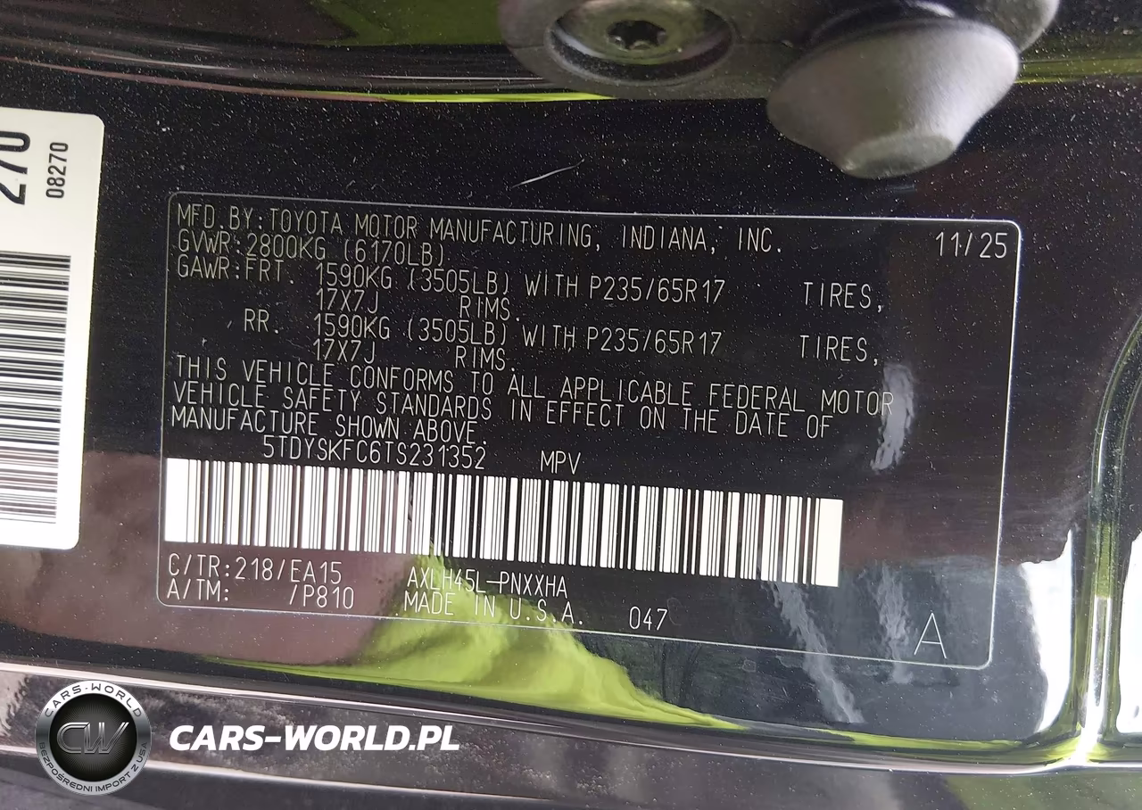 2026 Toyota Sienna Xle VIN:5TDYSKFC6TS231352 - 9
