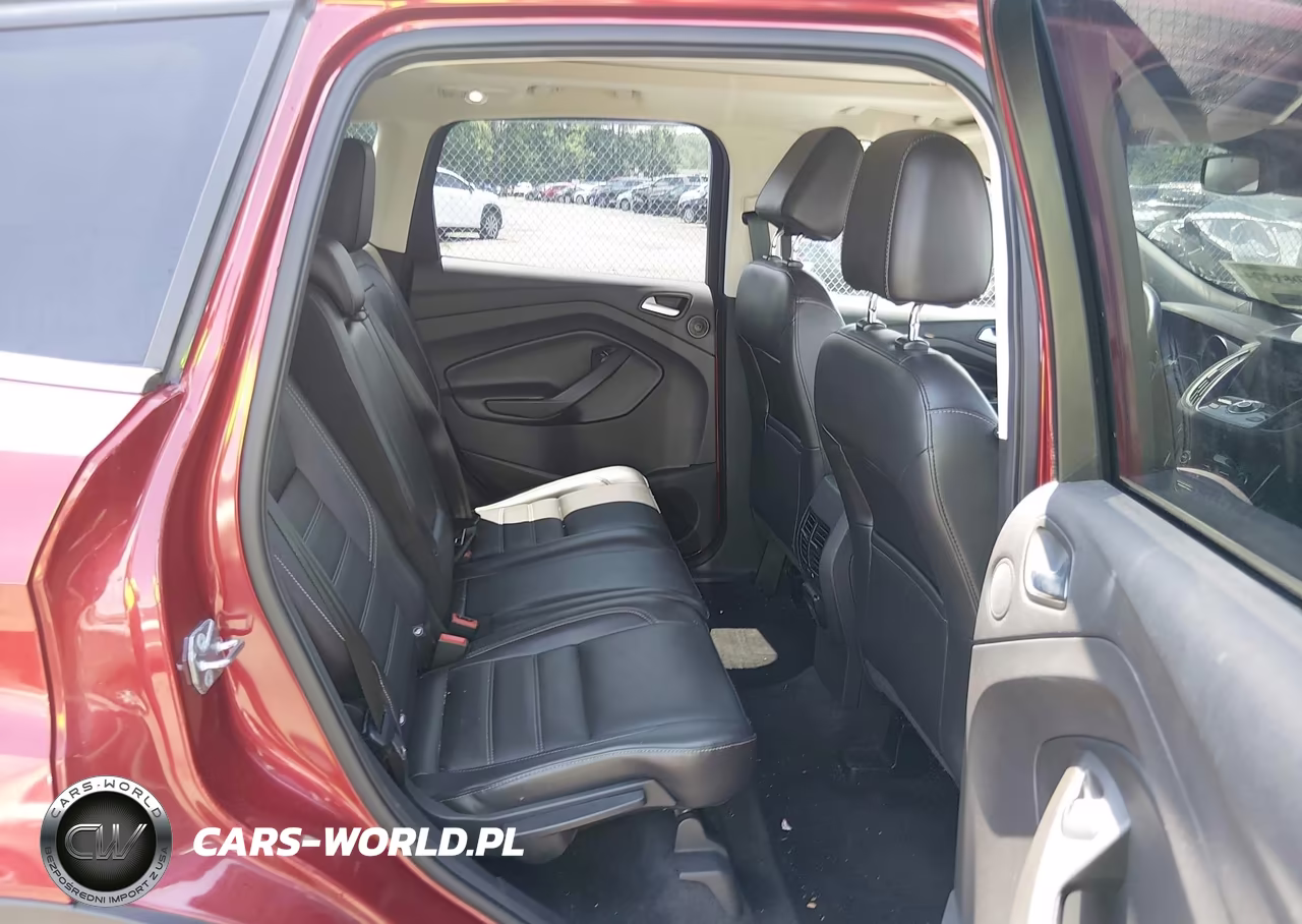 2017 Ford Escape Titanium VIN:1FMCU0J98HUB81301 - 8