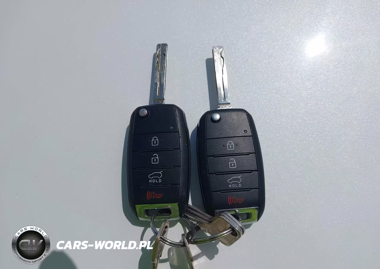 2014 Kia Soul VIN:KNDJN2A22E7747549 - 11
