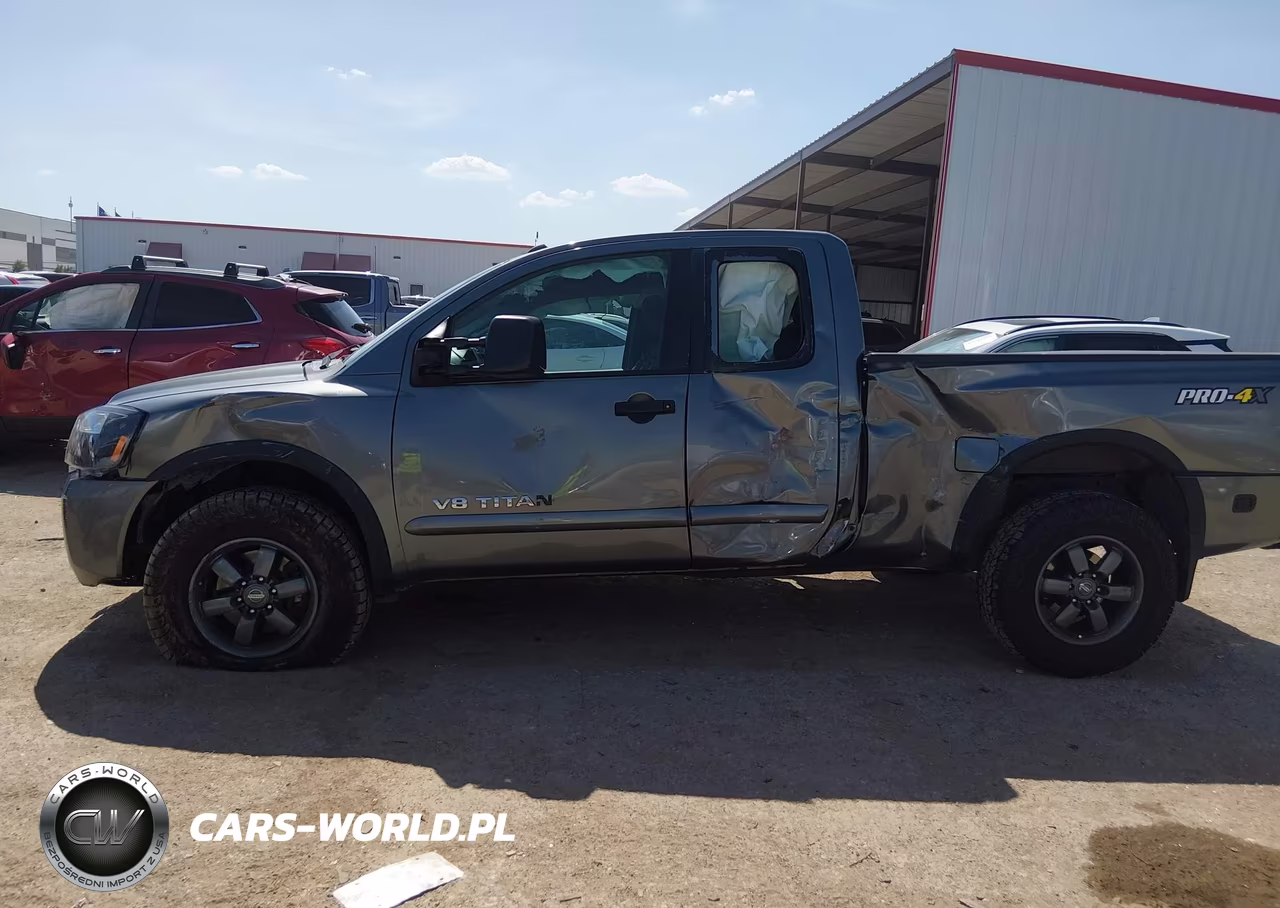2015 Nissan Titan Pro-4X-S-Sv VIN:1N6BA0CC7FN501908 - 14