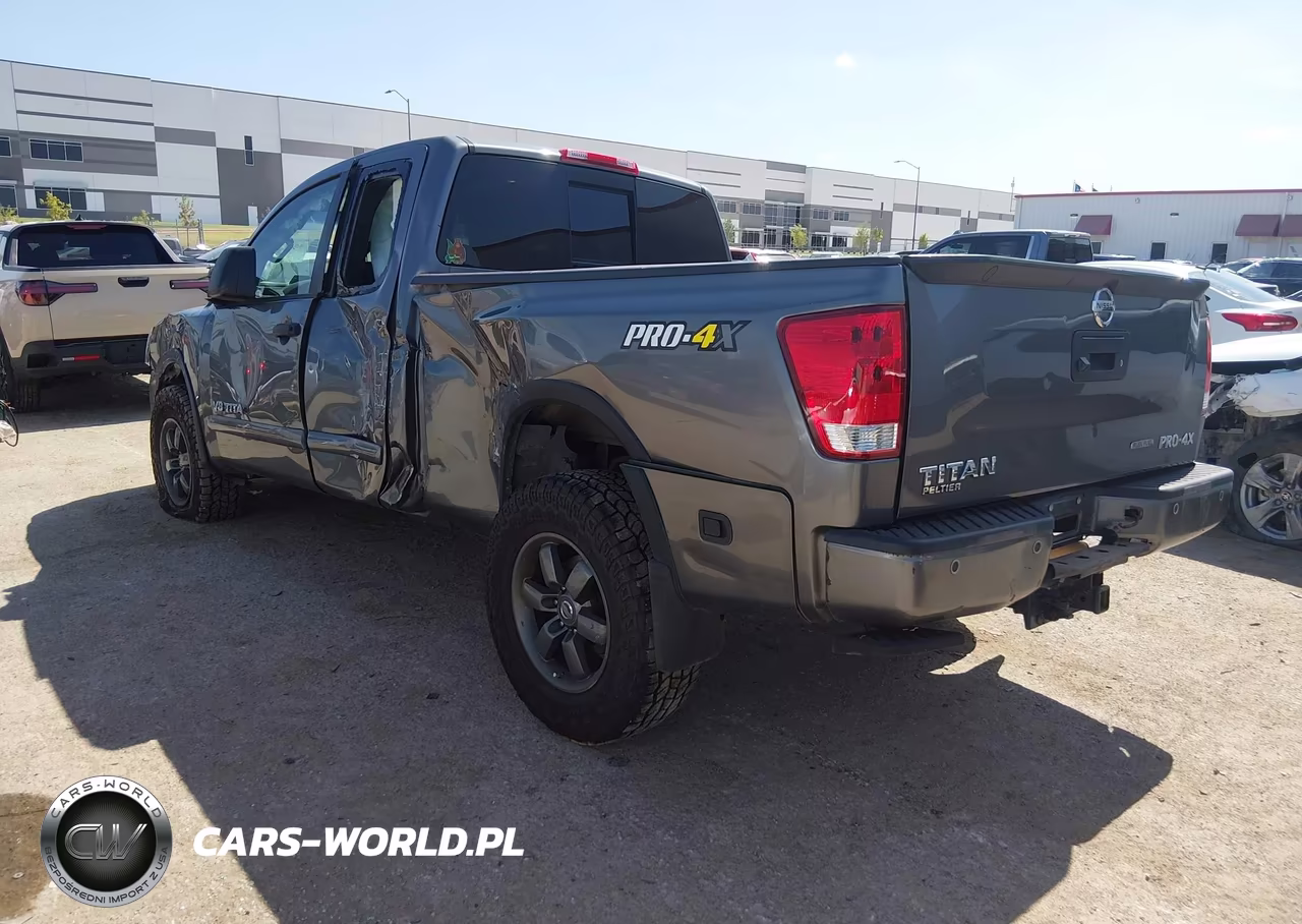 2015 Nissan Titan Pro-4X-S-Sv VIN:1N6BA0CC7FN501908 - 3