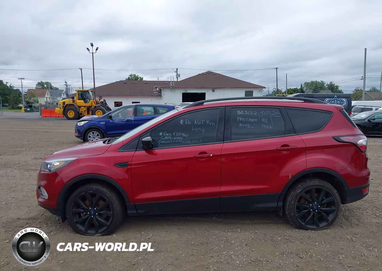 2018 Ford Escape Se VIN:1FMCU9GD7JUC00118 - 15