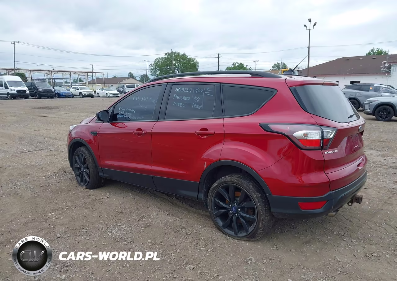 2018 Ford Escape Se VIN:1FMCU9GD7JUC00118 - 3