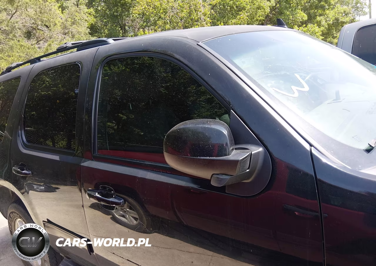 2014 Chevrolet Tahoe Ls VIN:1GNSKAE04ER207597 - 13