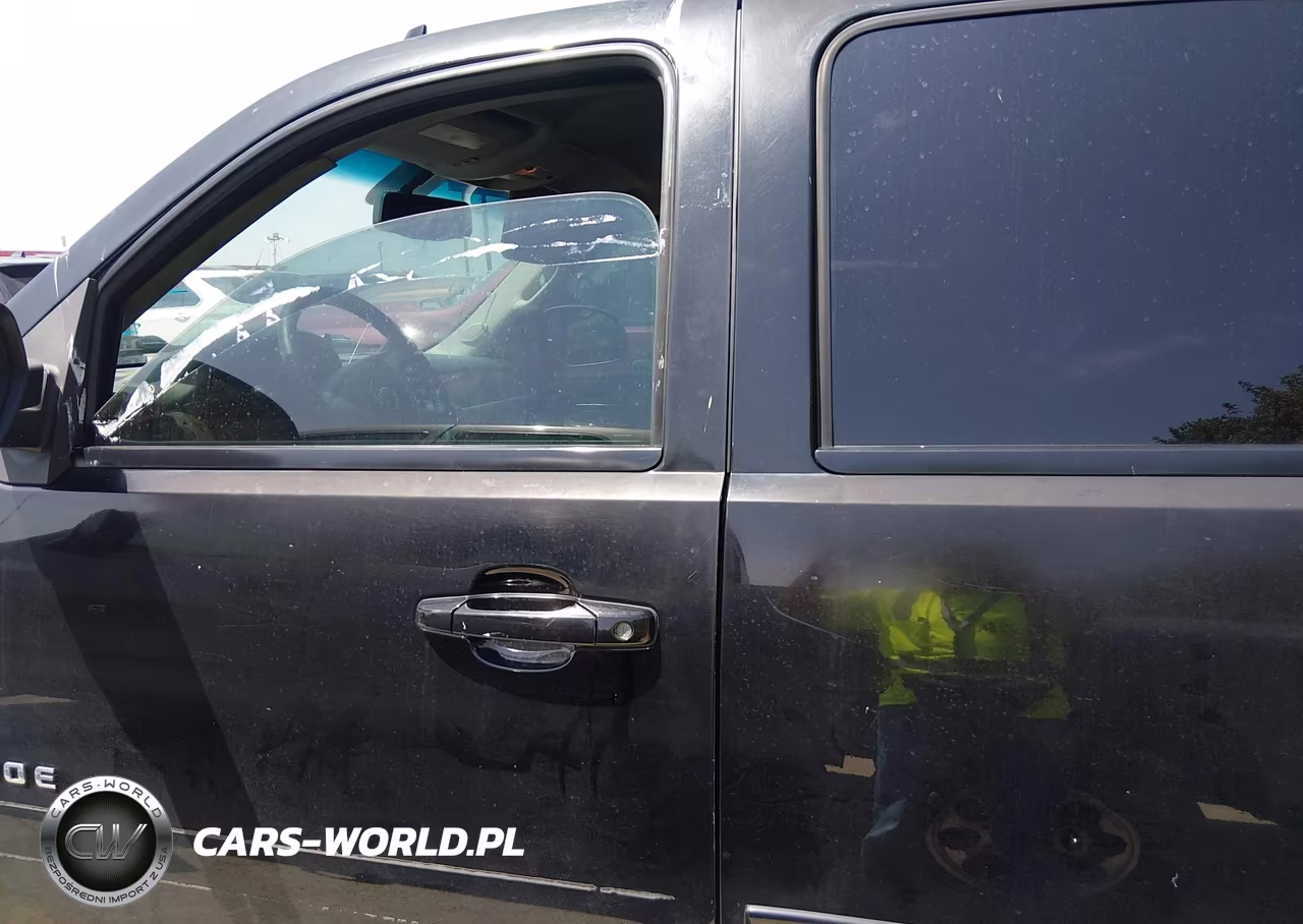 2014 Chevrolet Tahoe Ls VIN:1GNSKAE04ER207597 - 14
