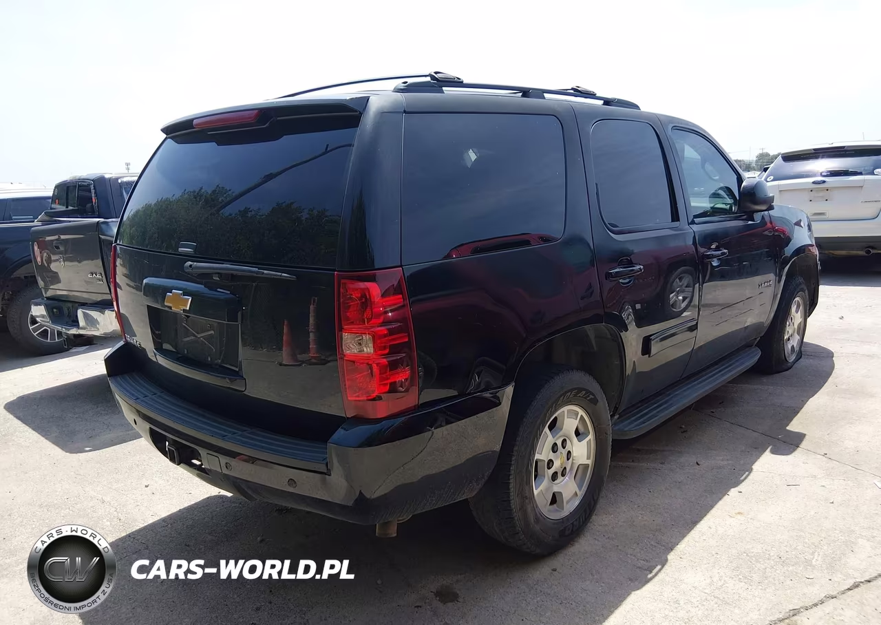 2014 Chevrolet Tahoe Ls VIN:1GNSKAE04ER207597 - 4