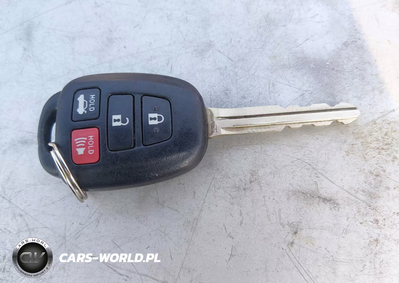 2017 Toyota Camry Le VIN:4T1BF1FK1HU747712 - 11