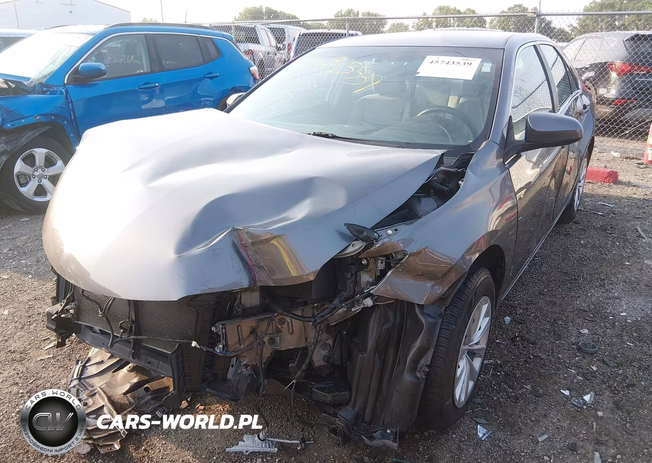 2017 Toyota Camry Le VIN:4T1BF1FK1HU747712 - 2